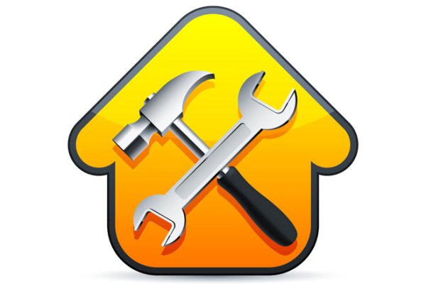 Логотип строительной фирмы с молотком и гаечным ключом