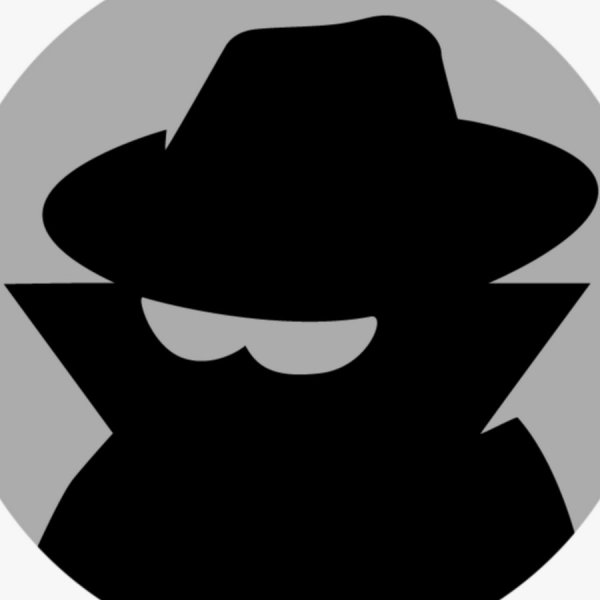 Человек в шляпе с усами