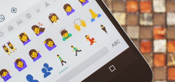 Глитч Смайл