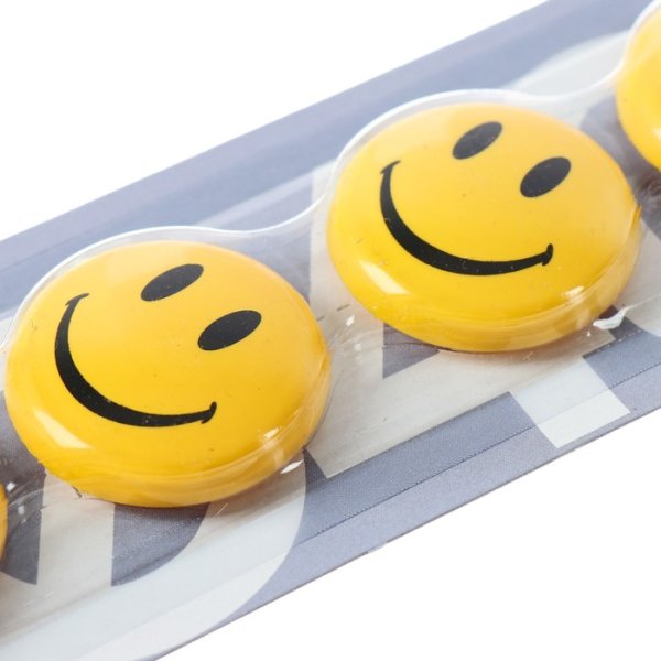 Магнитик смайлик