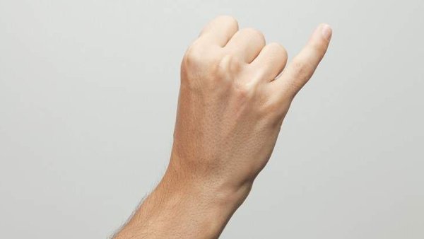 Мизинец вверх