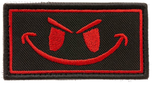 Злая улыбка нашивка