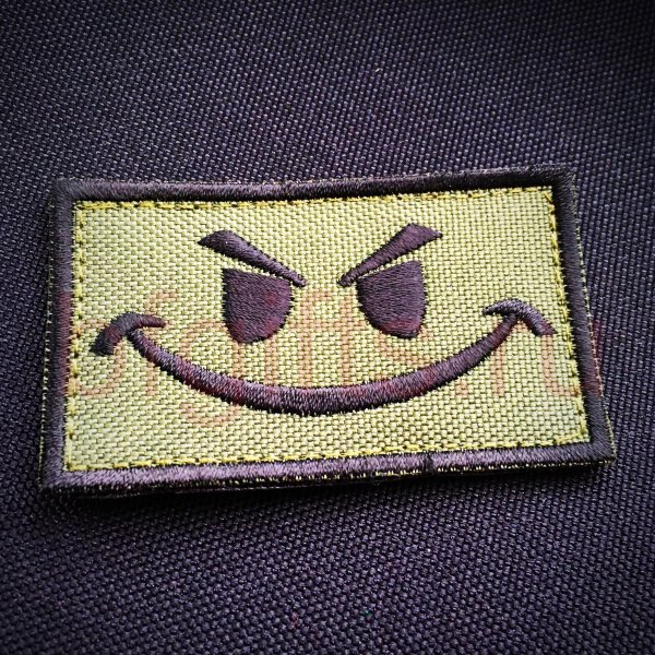 Нашивка смайлик тактический