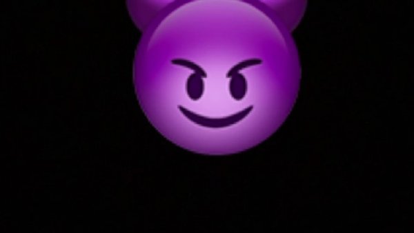 Фиолетовый смайлик с рожками