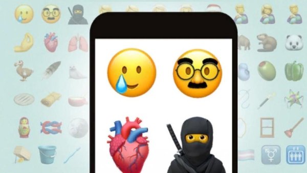 Обновлённые смайлы на айфоне