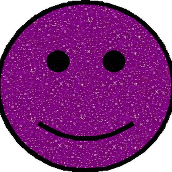Веселый смайлик с фиолетовым фоном