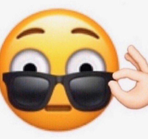 Удивлённый смайлик в очках