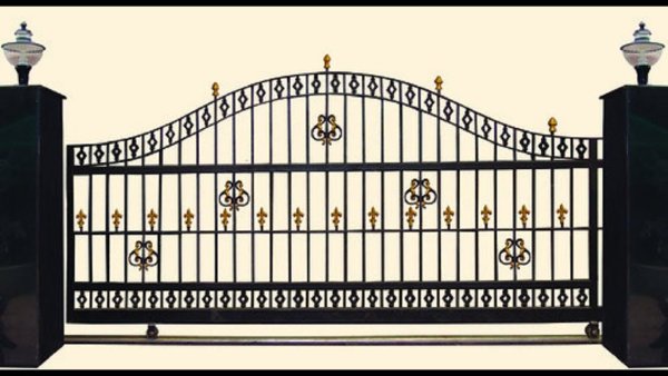 Ворота на белом фоне
