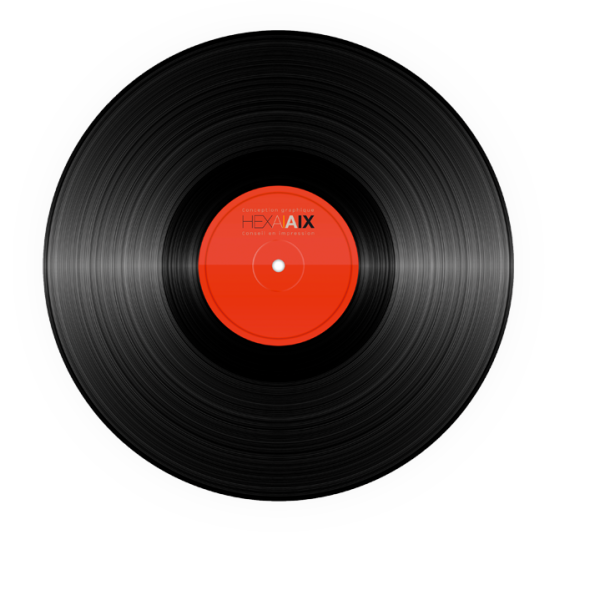 Виниловый диск на белом фоне