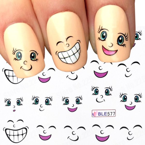 Рожицы на ногтях