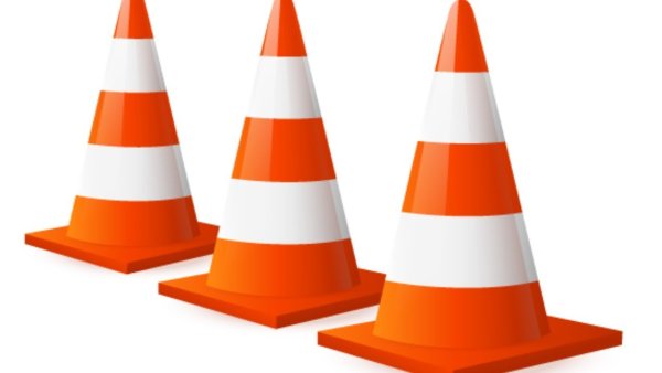 Конус дорожный