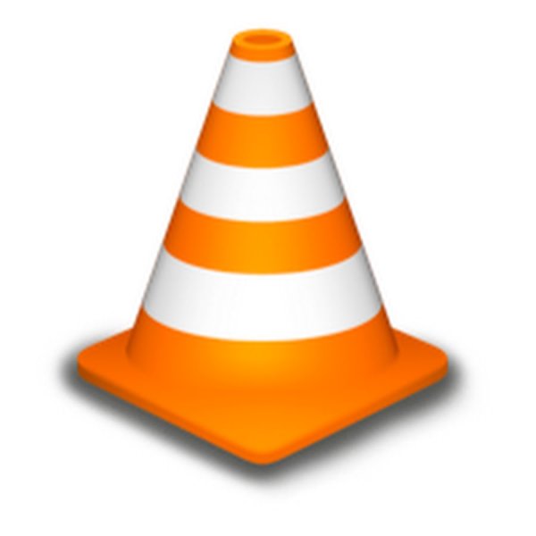 Жорожныйконус на белом фоне