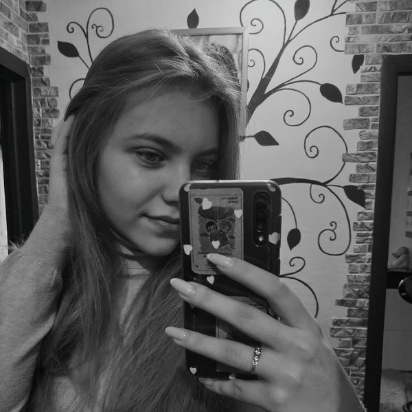 Клубника мультяшная