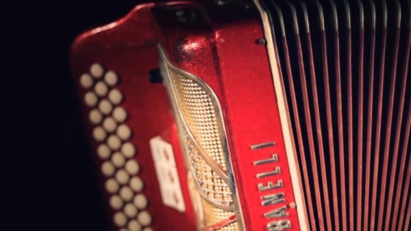 Аккордеон обои