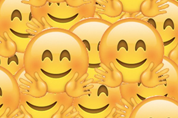 Смайлики в обнимку