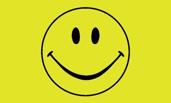 Желтый смайлик с улыбкой