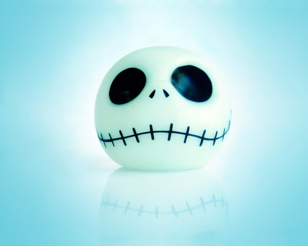 Смайлик с закрытым ртом