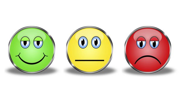 Смайлики зеленый желтый красный