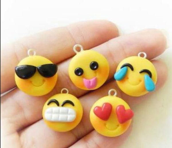 Серьги из полимерной глины смайлики