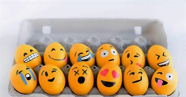 Рожицы на яйцах к Пасхе