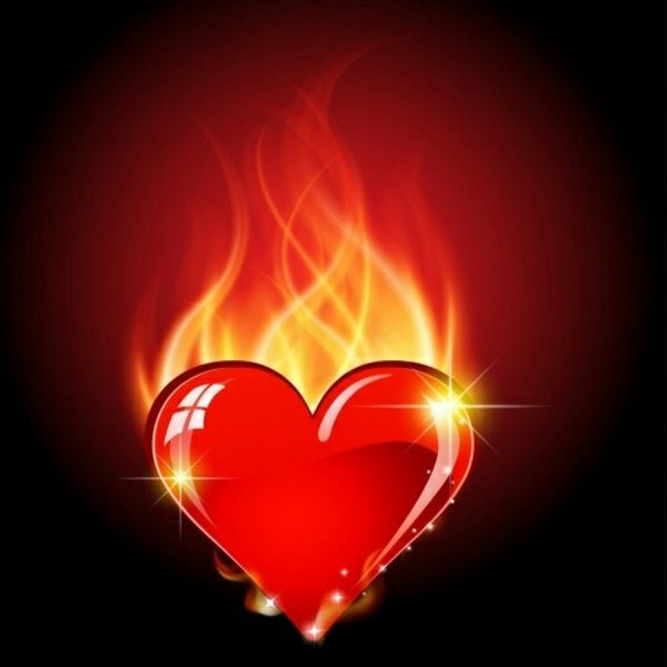 Смайлик сердечко в огне