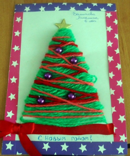 Аппликация елка из ниток на картоне