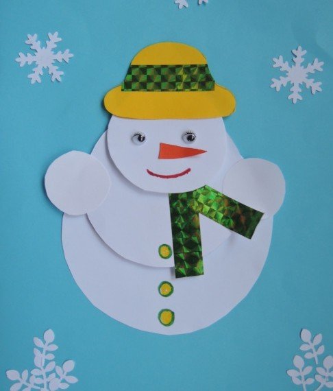 Новогодняя аппликация из кружочков