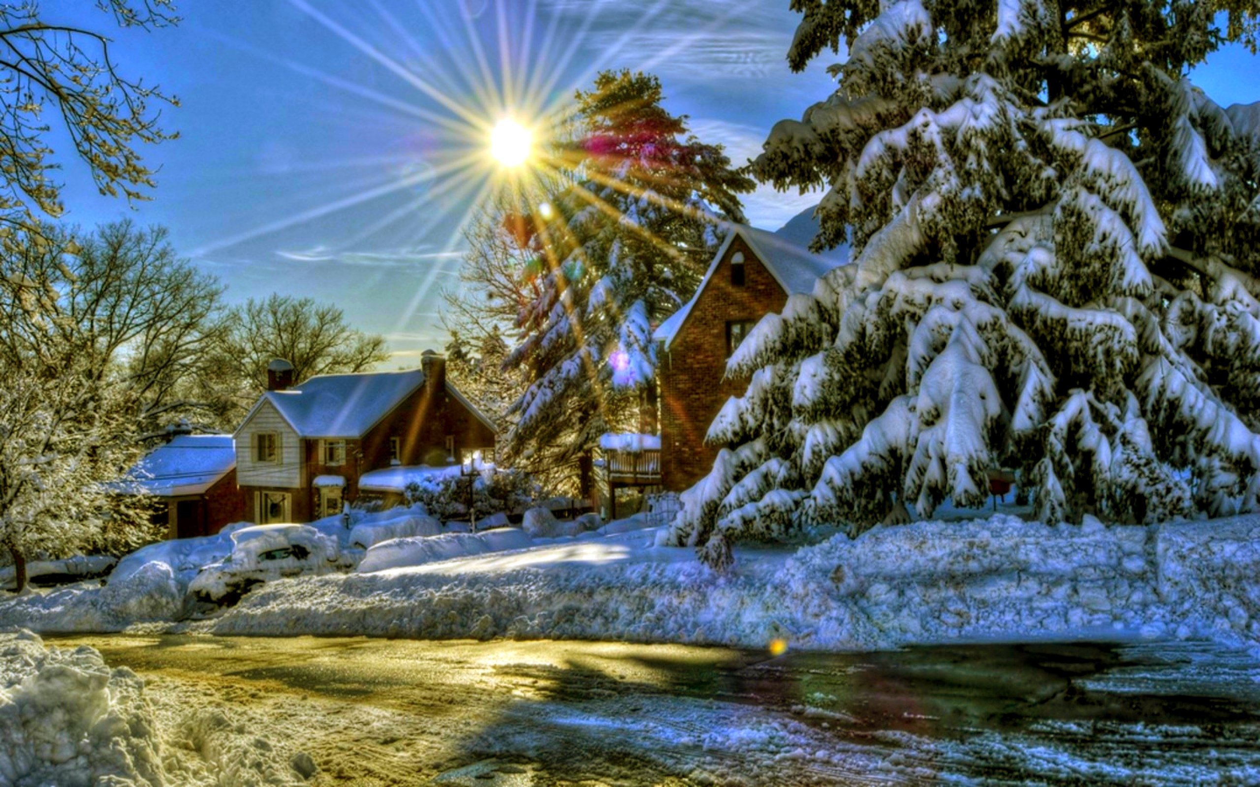 Солнечный зимний день в деревне