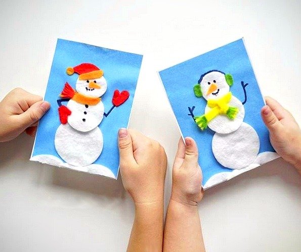 Новогодняя открытка из ватных дисков