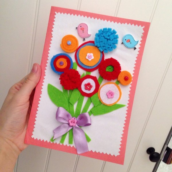 Подарок бабушке своими руками