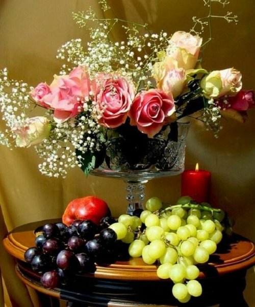 Добрый вечер с цветами и фруктами