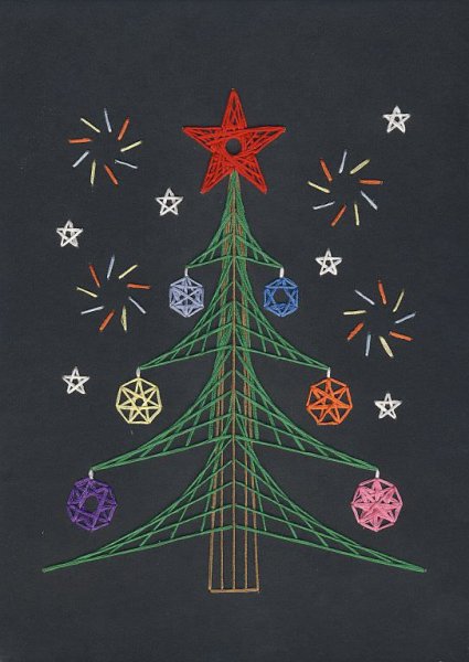 Елка в технике изонить