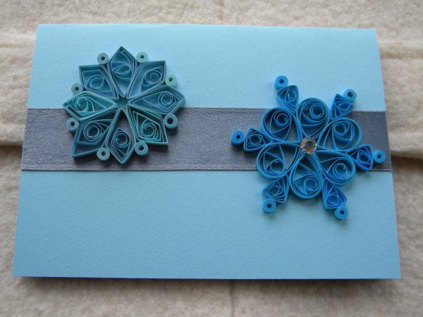 Елочка в технике квиллинг