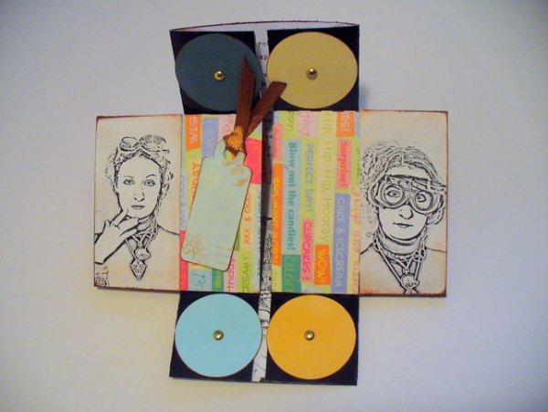 Открытка трансформер из бумаги