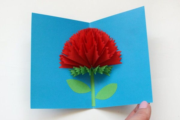 Гвоздика из бумаги на открытку