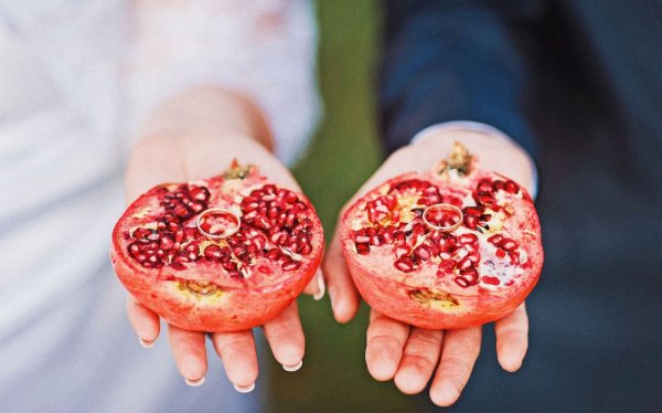 Гранатовая годовщина свадьбы