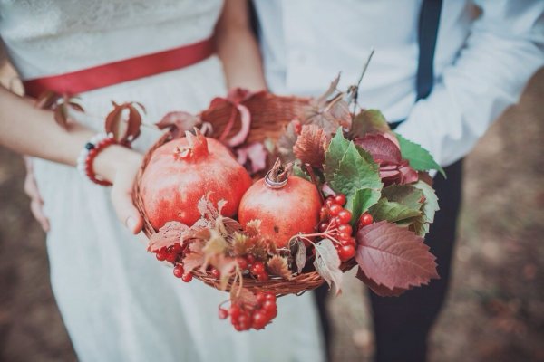 Гранатовая годовщина свадьбы