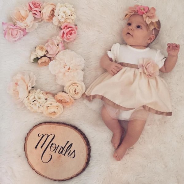 Открытка 1 месяц девочке