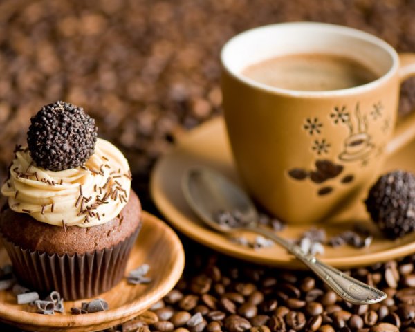 Кофе с конфетами картинки