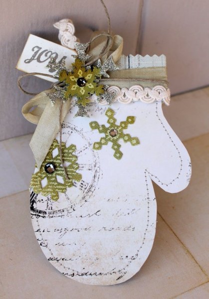 Открытка варежка