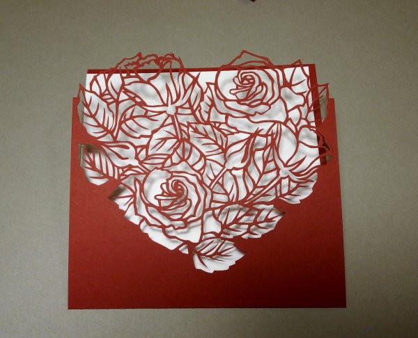 Открытка в технике вытынанка