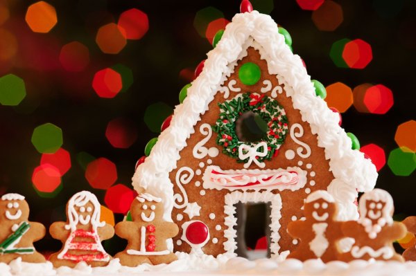 Симпл Пряничный домик