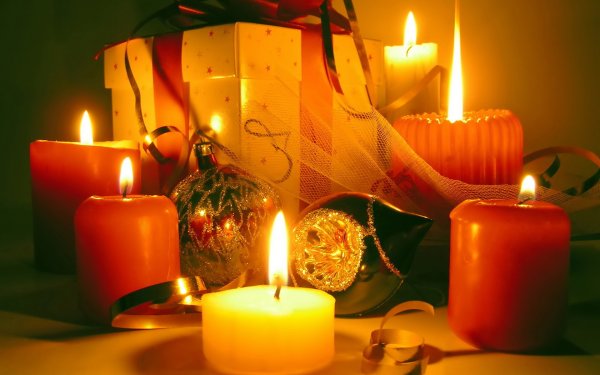 Праздничные свечи