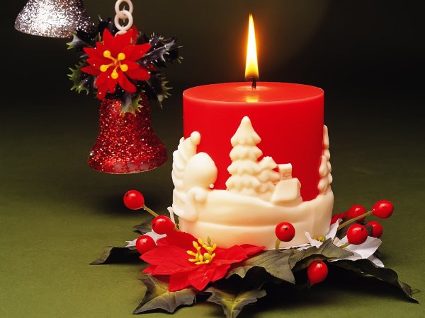 Новогодняя свеча "елка"