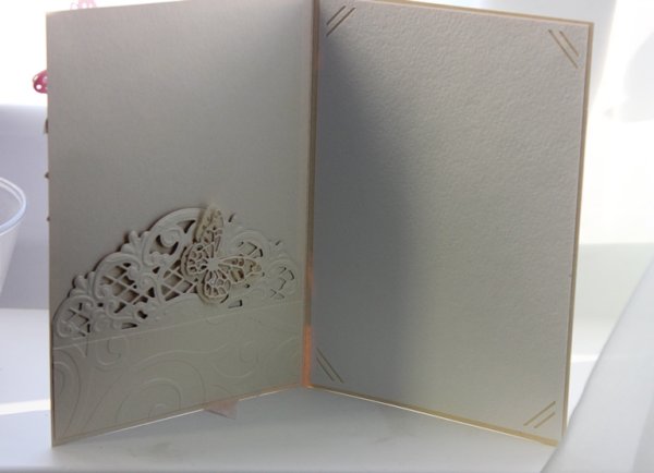 Оформить открытку внутри