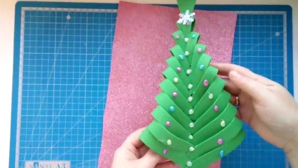 Елка из фоамирана плоская