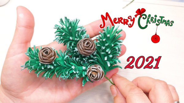 Еловая ветка из фоамирана