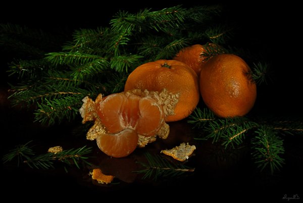 Новогодний мандарин.