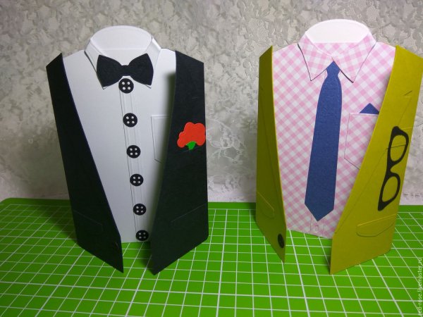 Открытка в виде рубашки