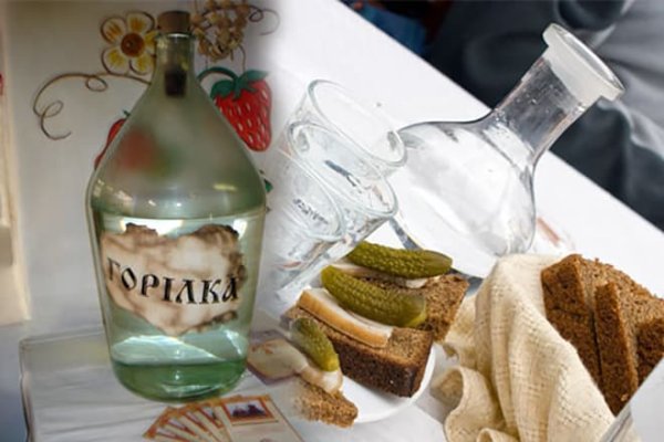 Новогодний стол с водкой